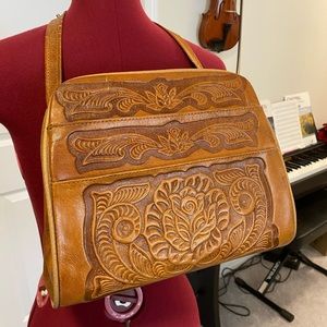 VINTAGE PRESSED LEATHER BAG 70s